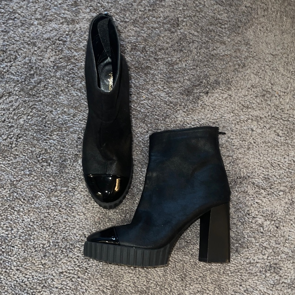Black Vinyl Cap Booties